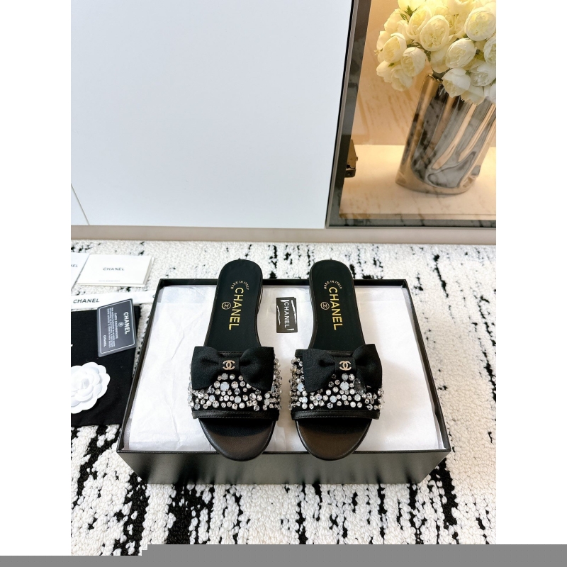 Ch*el slippers